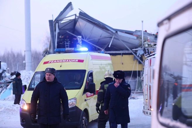 На месте работают медики | Источник: Александр Ощепков / NGS.RU