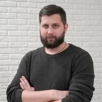 <p>Григорий Баженов</p>