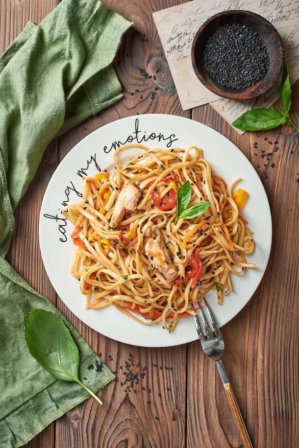 Made in China: готовим лапшу удон с курицей