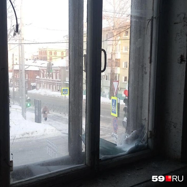 Вид из старинного домика, где был птичник | Источник: Карина Гольдберг / 59.RU