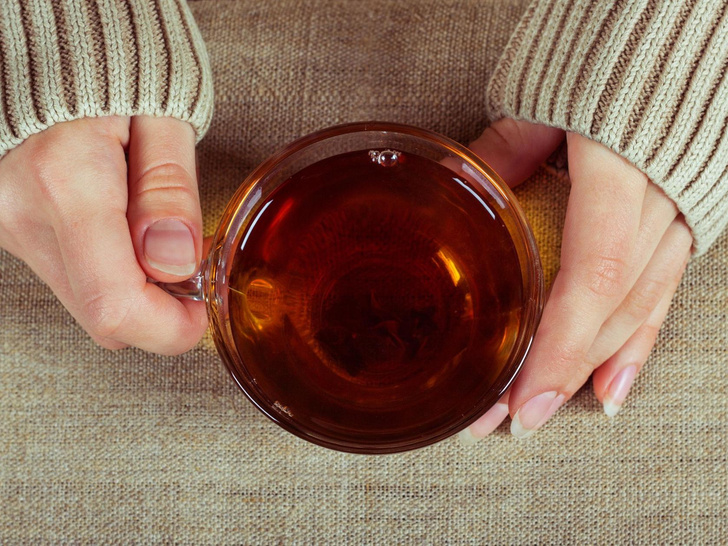 Пейте перед сном: 3 вида чая, которые помогут снизить риск деменции