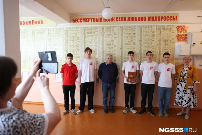 В списке «Бессмертного полка» сотни имен | Источник: Евгений Софийчук / NGS55.RU