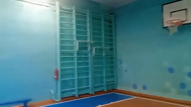 Спортзал не подходит для нужд кадетско-казачьего класса, говорят жители Слюдянки | Источник: читатель «ИрСити»