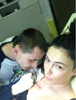 Анастасия Приходько сделала себе 11-ю татуировку
