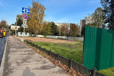 В Ярославле огородили участок под деловой центр