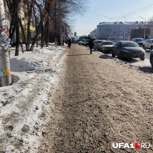 Всё ближе к остановке | Источник: Айгиз Гильманов / UFA1.RU