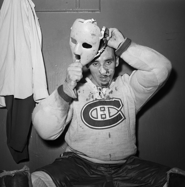 «Образцово-показательный трус» Жак Плант: что мы знаем об изобретателе хоккейной маски