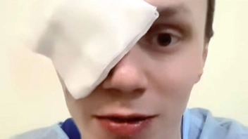 Поначалу он верил в благополучный исход