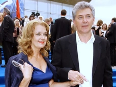 Жена умерла вскоре после его ухода к Алферовой. Как Сергей Мартынов создал новую семью на руинах брака