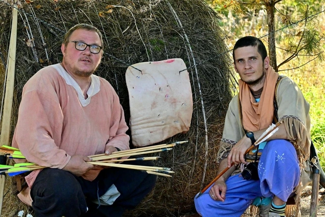 С репликами древних стрел | Источник: sibrekon.craft / Вконтакте