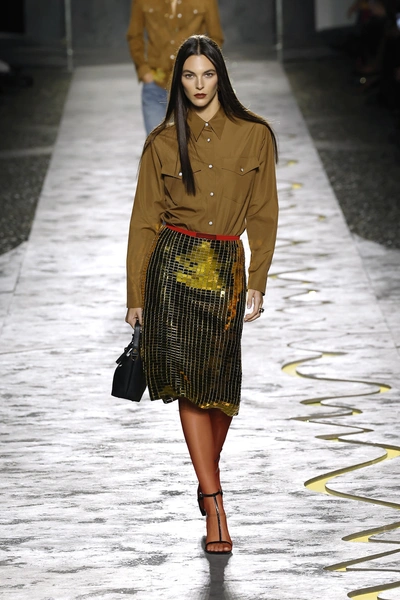 Versace ss25 | Источник: Legion Media