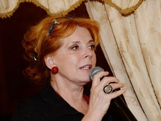Клара Новикова: «Хочу иметь право приехать на Украину. Меня 8 лет не пускали на родительские могилы»