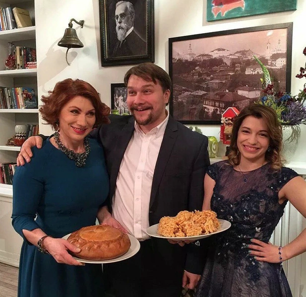 Иногда Роза Сябитова делится в личном блоге деталями отношений с детьми