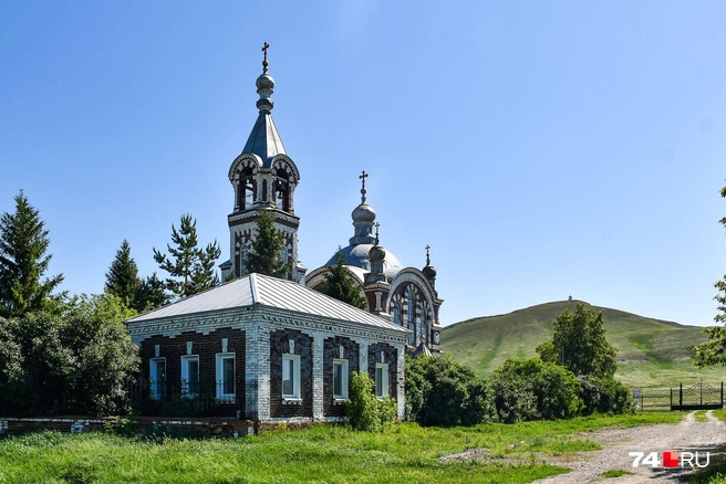 Зашел на территорию монастыря. Монахов не видел | Источник: Артем Краснов