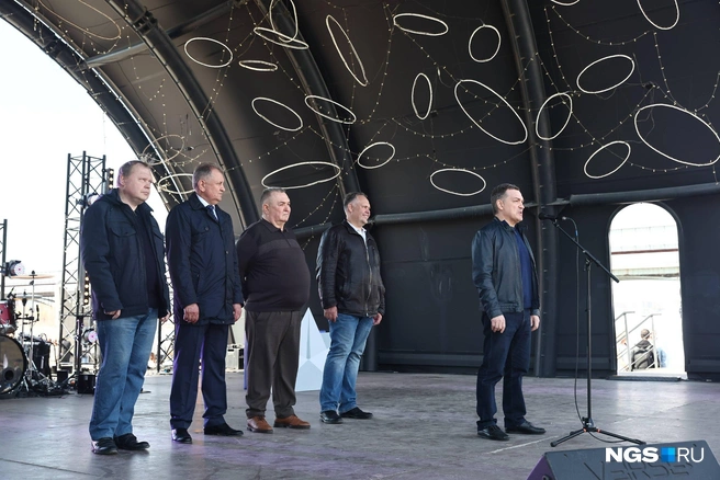 На торжественном открытии выступили мэр, депутаты и министр транспорта | Источник: Александр Ощепков / NGS.RU