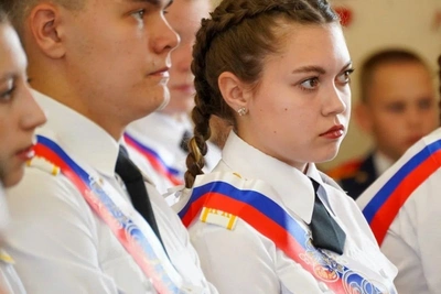 Выпускники Вологды отметили последний звонок