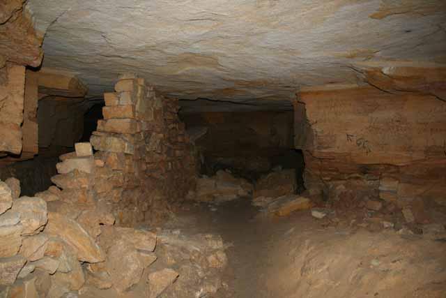 Самые жуткие катакомбы, пещеры и подземелья в мире