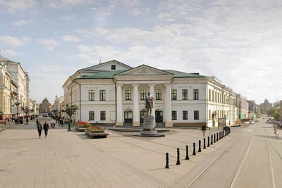 На Большой Покровской устанавливают памятник Замятнину