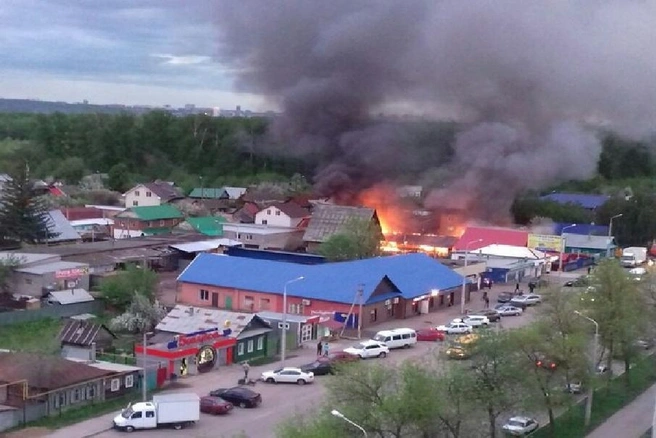 Сейчас семья погорельцев ждет заключения пожарных и приходит в себя от происшедшего | ufa1.ru