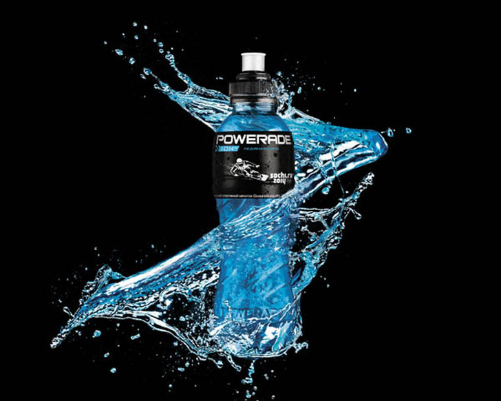 Известная вода. Изотоник Powerade ion4. Powerade Ледяная буря. Пауэрэйд Ион 4 Ледяная буря. Изотоник Powerade ion 4 спортивный напиток.