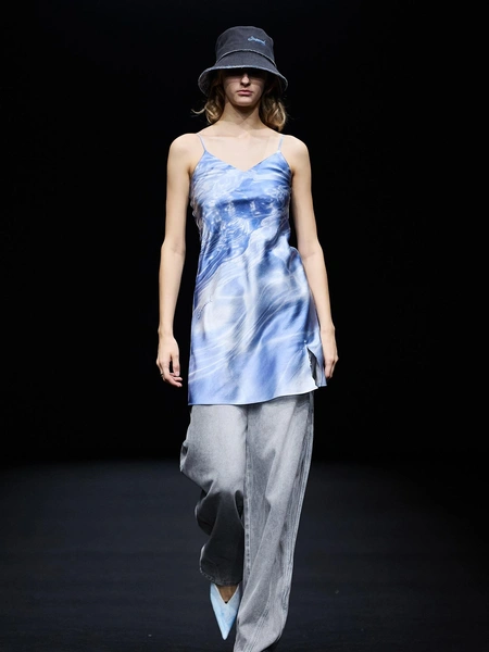 SENSEAWEEK | Источник: @shanghai_fashionweek