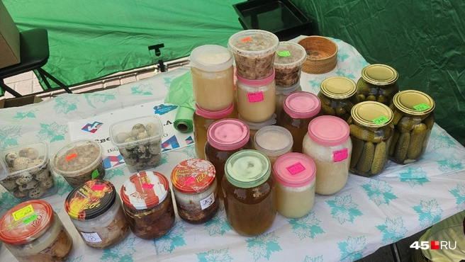 Домани заготовки тоже можно было купить | Источник: Дарья Никитченко / 45.RU