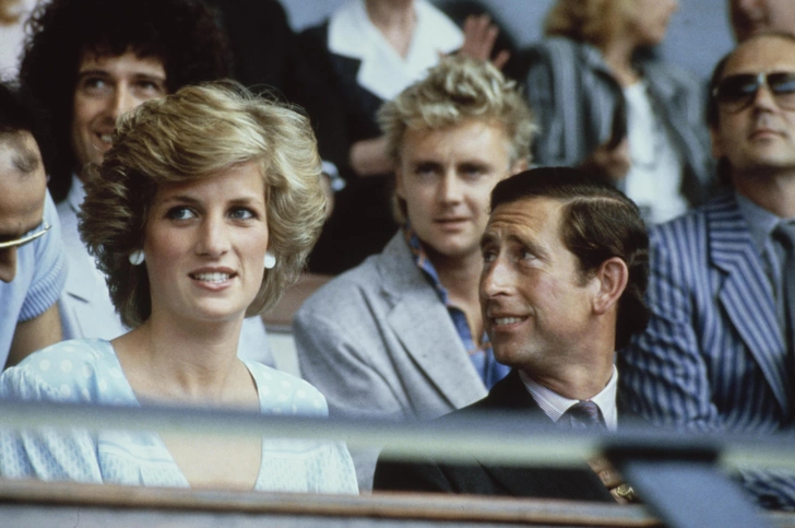 На концерте на стадионе «Уэмбли» присутствовали принц Уэльский Чарльз и его супруга принцесса Диана | Источник: Fox/Keystone/Hulton Archive/Getty Images