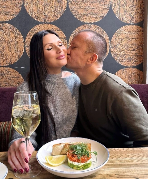 Елена и Юрий вместе больше 20 лет  | Источник: lena_ermakk / Instagram (деятельность экстремистской организации запрещена на территории РФ)