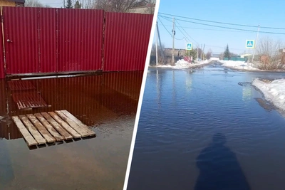 В тюменском поселке Киева вода залила дома и улицы