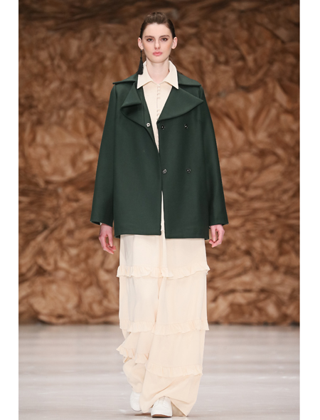 ALEKSANDRA VANUSHINA