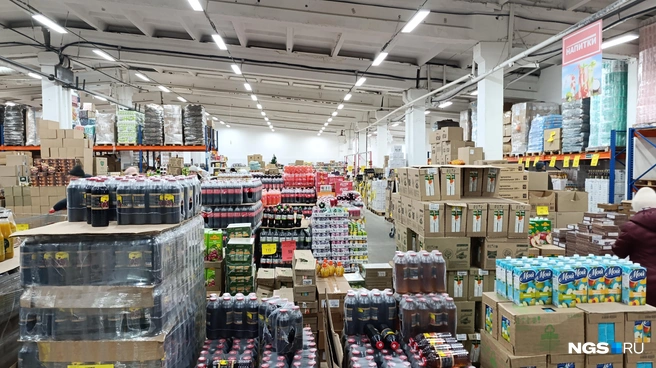 Гипермаркеты «Маяк» известны своим аскетичным дизайном | Источник: Стас Соколов / NGS.RU