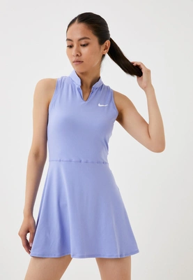 Платье Nike
