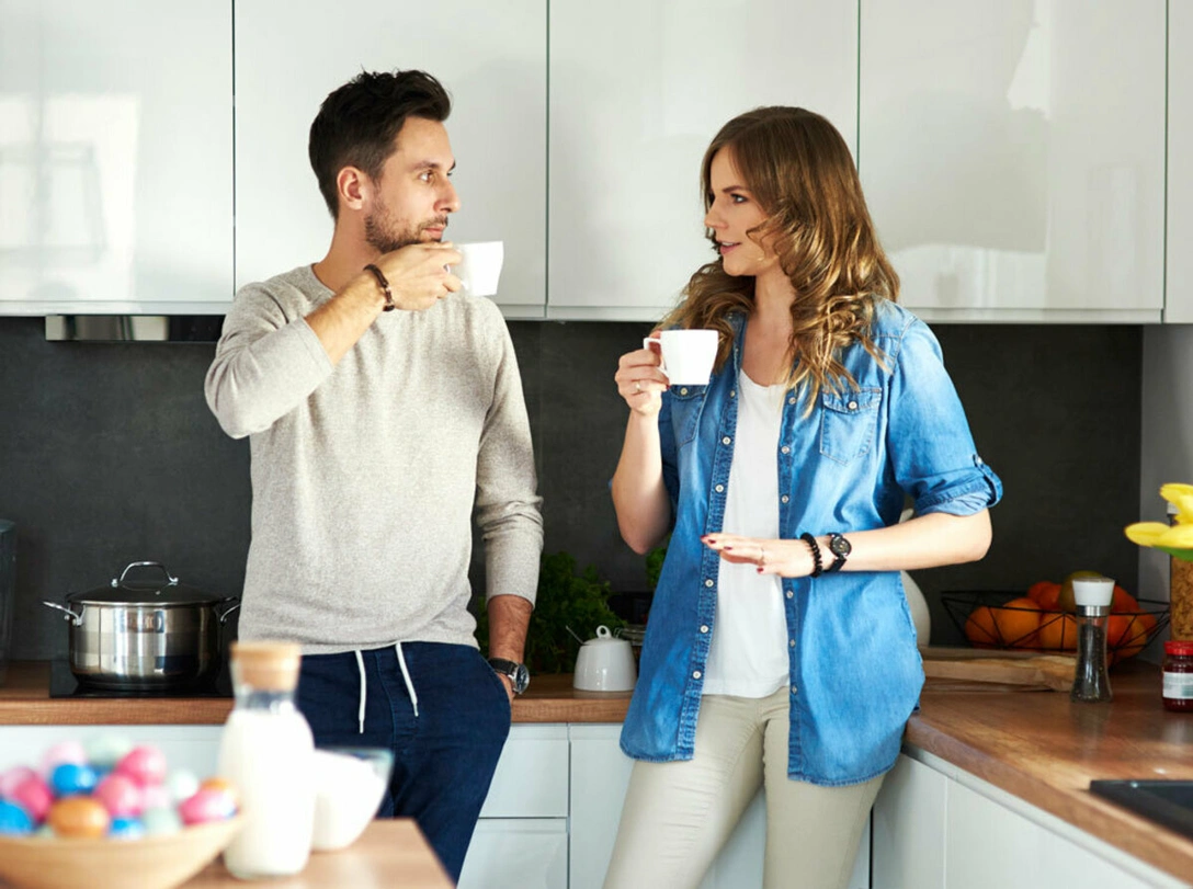 Как понравиться людям: советы эксперта | marieclaire.ru