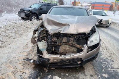 ДТП в Мурманской области: водитель пострадал после выезда на встречную