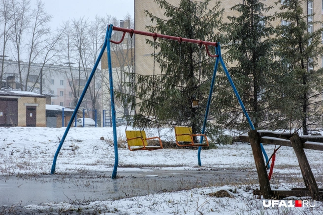 После изнасилования 7-летней девочки в селе Башкирии местным детям наказывают не гулять без присмотра старших | Источник: Булат Салихов