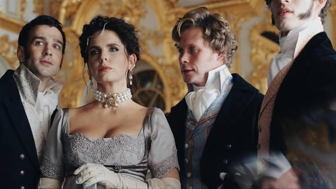 Красивая и бессердечная: Лиза Моряк&nbsp;&mdash; новая Элен Курагина в &laquo;Войне и мире&raquo;