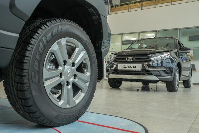 БАЛЛада о локализации. Как в Lada Granta отечество высчитывали | Источник: Сергей Петров / NEWS.ru / TACC