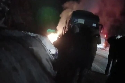 Загорелся автобус на маршруте Соликамск-Екатеринбург