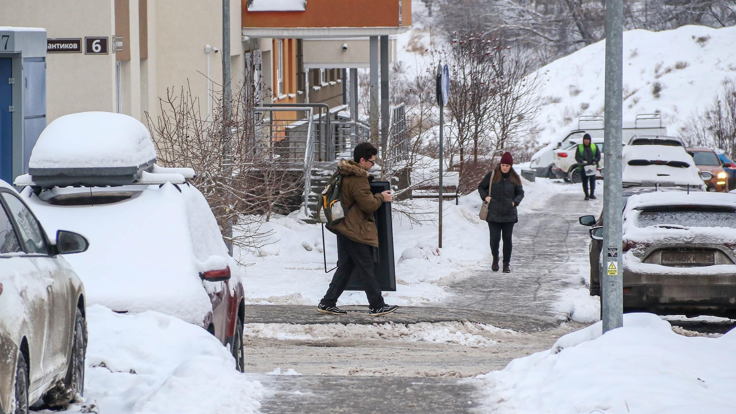 Без опыта и со свободным графиком. Варианты подработки для нижегородцев в новогодние праздники