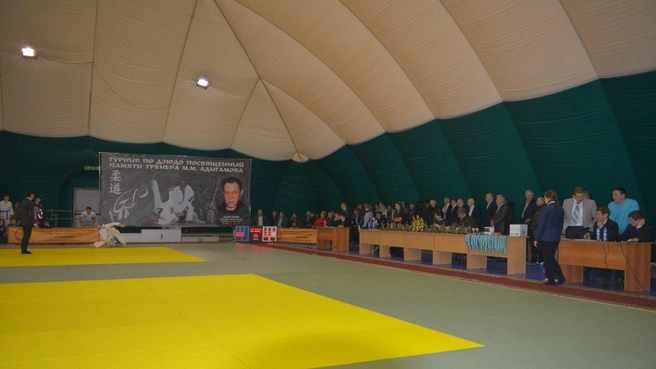 Снимок с одного из турниров в память об Адигамове в 2014 году | Источник: Группа памяти Мукатдара Адигамова / Vk.com