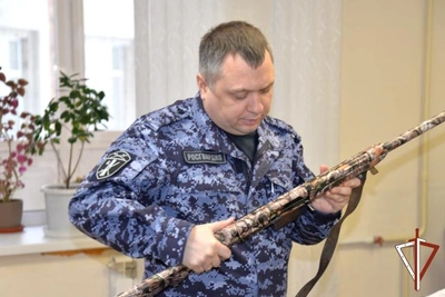 В Зауралье платят за сданное оружие