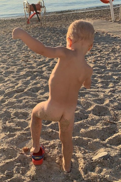 Ксения Собчак опубликовала фото голого сына