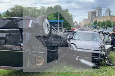 В Москве перевернулась машина экс-футболиста «Спартака»