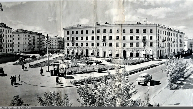 Пересечение улиц Коли Мяготина и Красина, 1960–1962 г. | Источник: Старый Курган