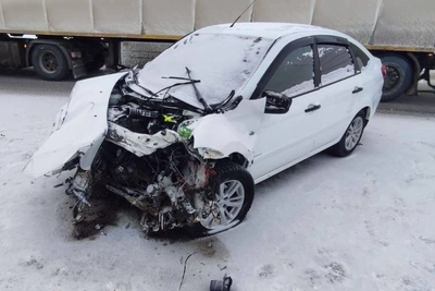 Пять машин столкнулись у G-Drive Арены — есть пострадавшие