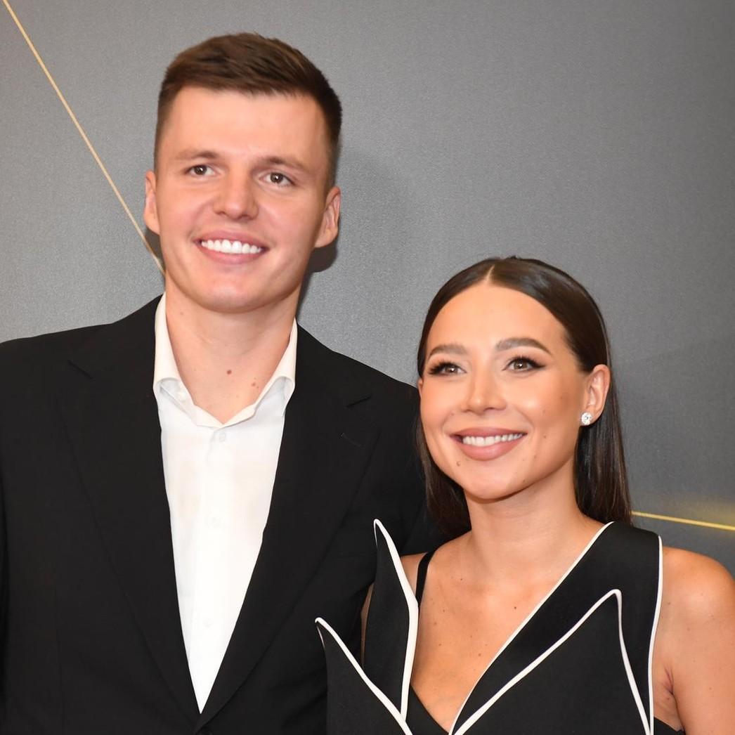 «А мама умирает?»: Артем Чекалин рассказал, что дети плачут, переживая за больную раком Лерчек