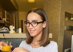 Бузова о кризисе: «Сейчас не буду ходить в дорогущие рестораны и оставлять там бешеные деньги»