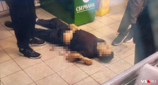 От полученных ранений Глеб умер до приезда скорой | Источник: источник V1.RU