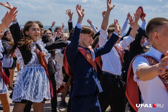 Последний звонок 2026 | Источник: Булат Салихов / UFA1.RU