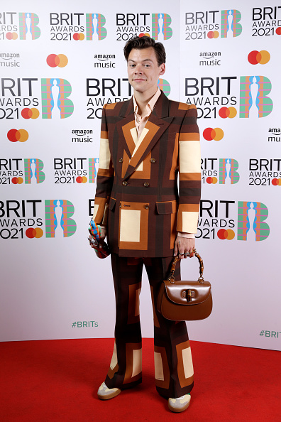 Чисто английское убийство сердец: Гарри Стайлс на красной дорожке BRIT Awards